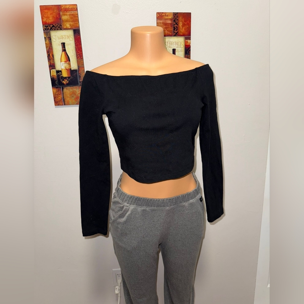 Crop Top black size L Open Shoulders